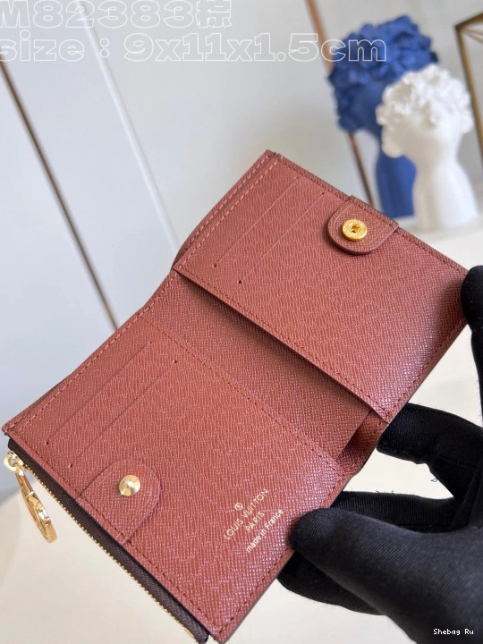Vuitton Louis Lisa Wallet 0731